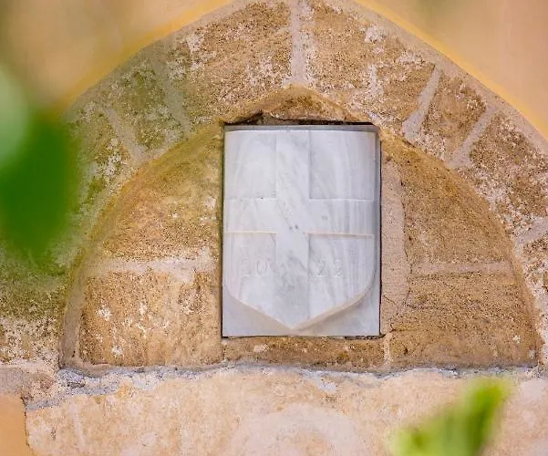 Sala Historical Luxury